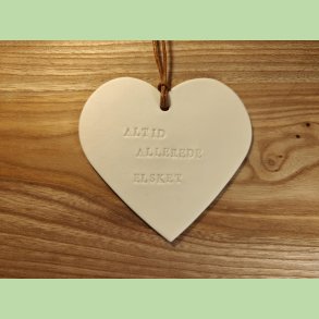 Stort porcel�nshjerte