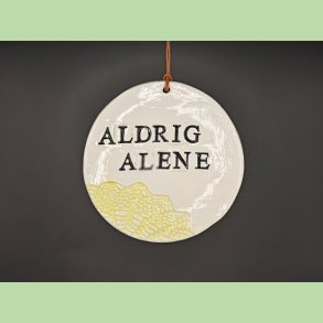 Stor platte - Aldrig alene - M�nstret - Gul
